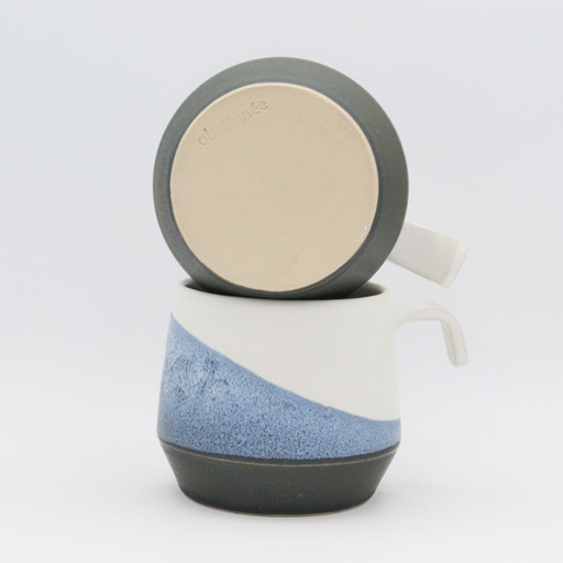 Tasse artisanale design en céramique