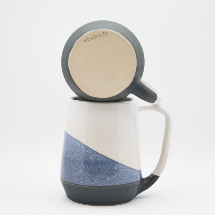 Grand mug artisanal en céramique