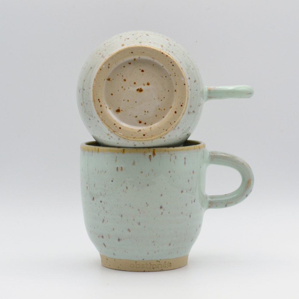 tasse vert d'eau en céramique