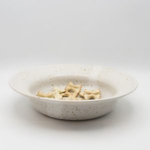 assiette creuse en céramique artrisanale